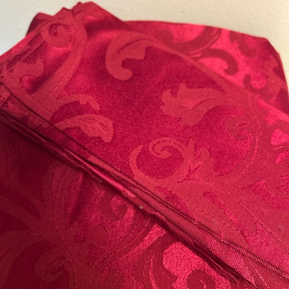 Two Target Tableclothes - Picture 4 of 5